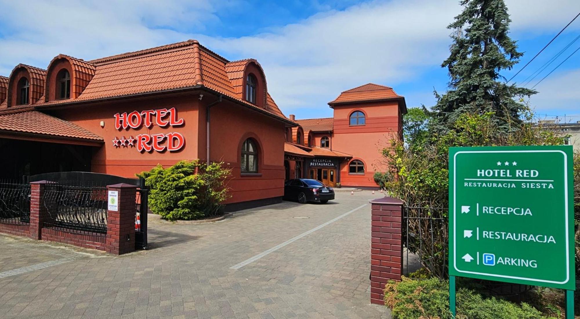 Hotel Red Островець-Свентокшиський Екстер'єр фото